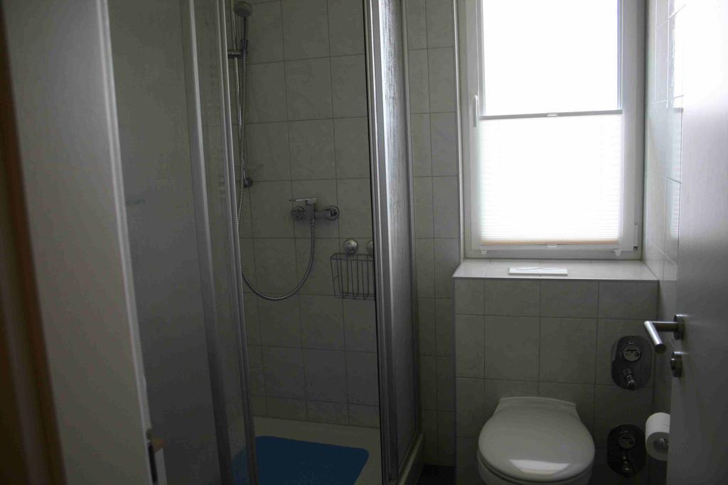 Uebernachtung Bei Michael - Ferienwohnung ロストック 部屋 写真